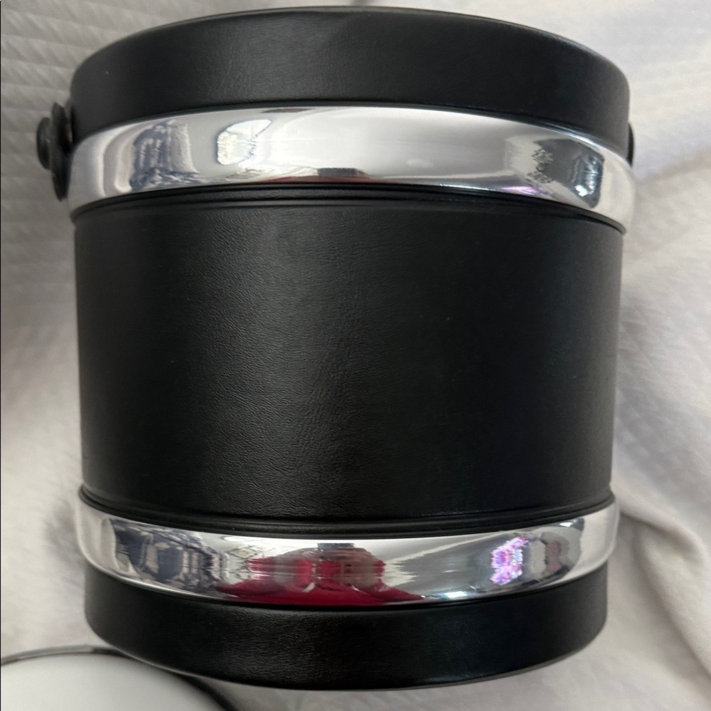 Vintage Kraftware MCM Black Vinyl Ice Bucket - Chrome Style Trim & Lid - Picture 9 of 15